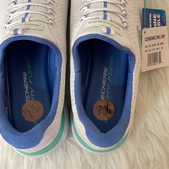 Sketchers womens sneakers color white size 7 1/2 - Picture 5 of 5